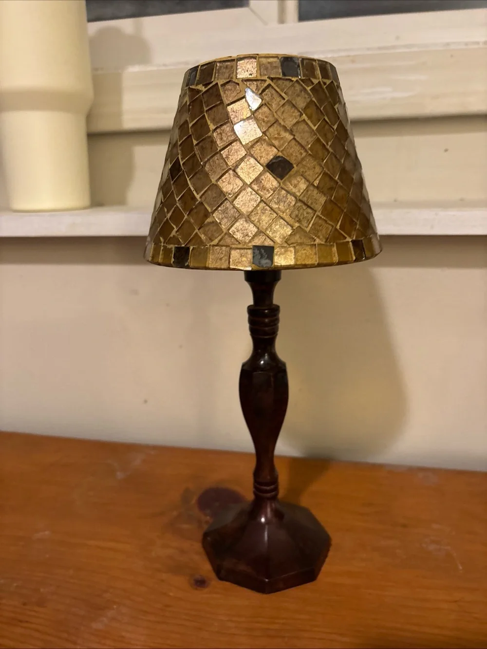 Mosaic Gold Table Lamp with Dark Wood Base